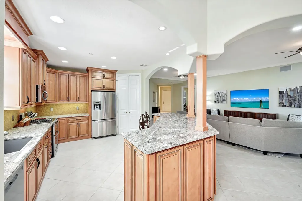 9002 Cascada Way Naples FL 34114