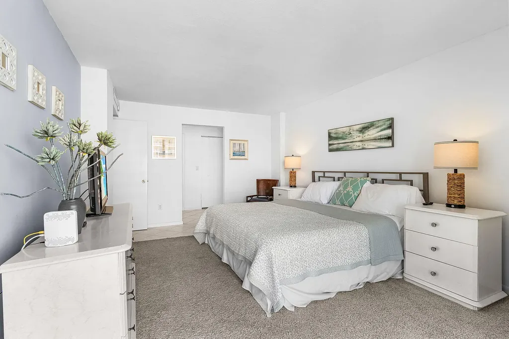 380 Seaview Court Marco Island FL 34145