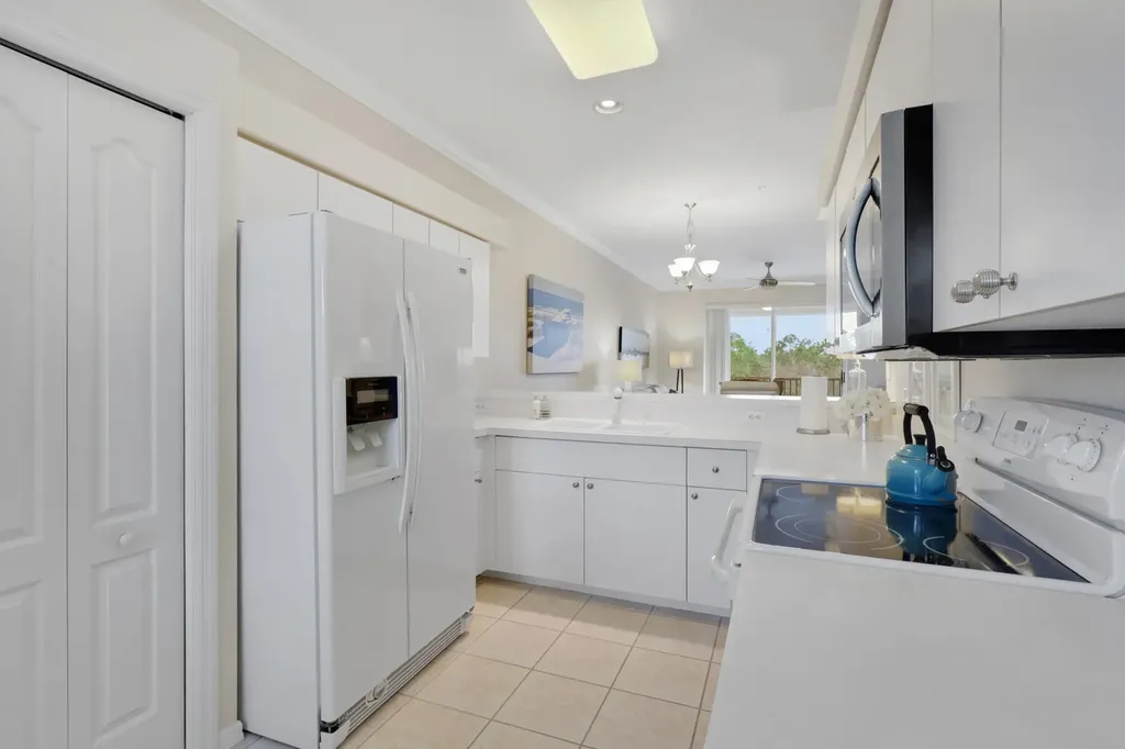 3760 Sawgrass Way Naples FL 34112