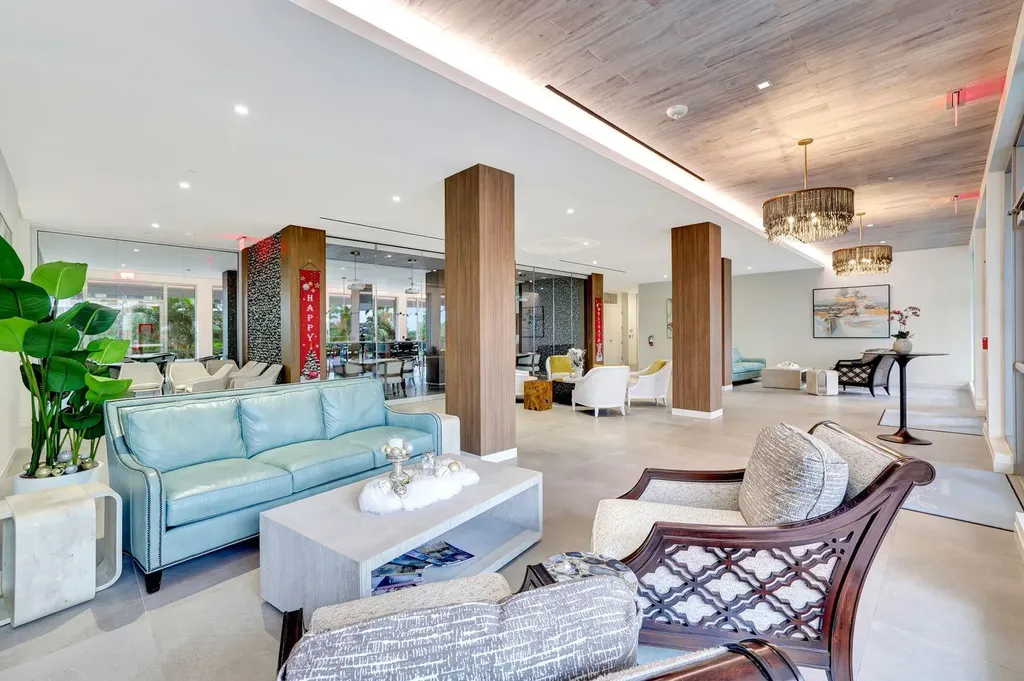 260 Seaview Court Marco Island FL 34145