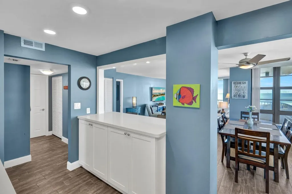 380 Seaview Court Marco Island FL 34145