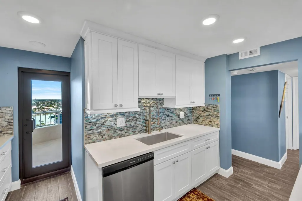 380 Seaview Court Marco Island FL 34145