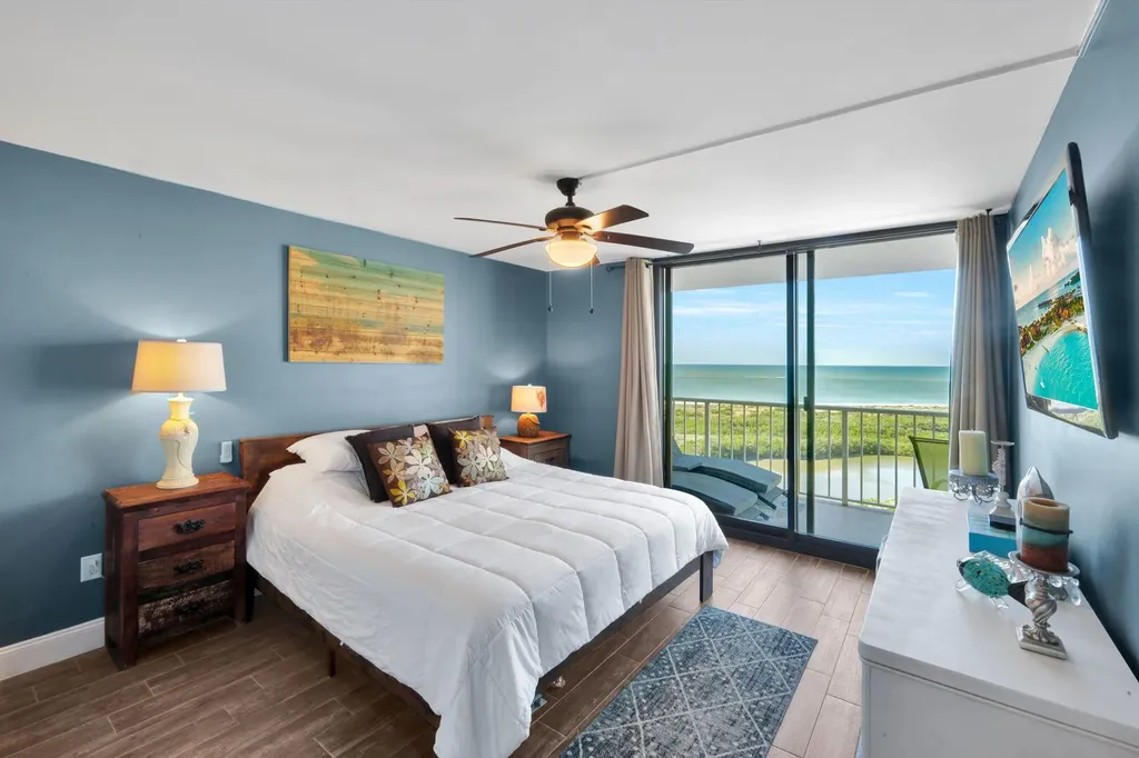 380 Seaview Court Marco Island FL 34145