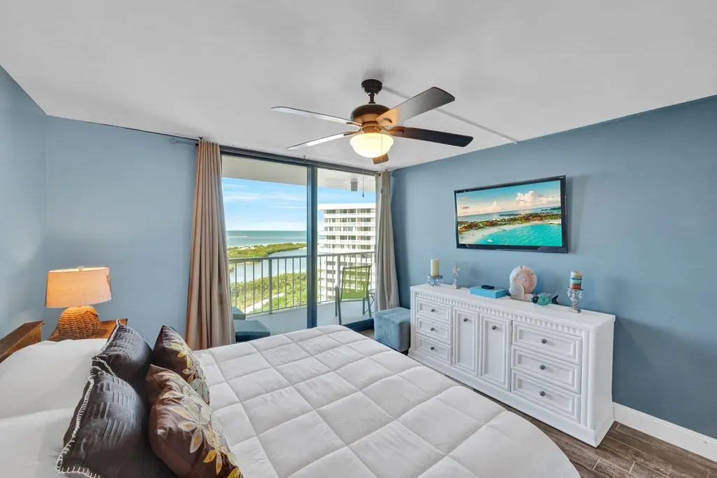 380 Seaview Court Marco Island FL 34145