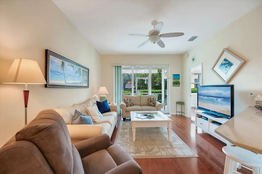 494 Tallwood Marco Island FL 34145