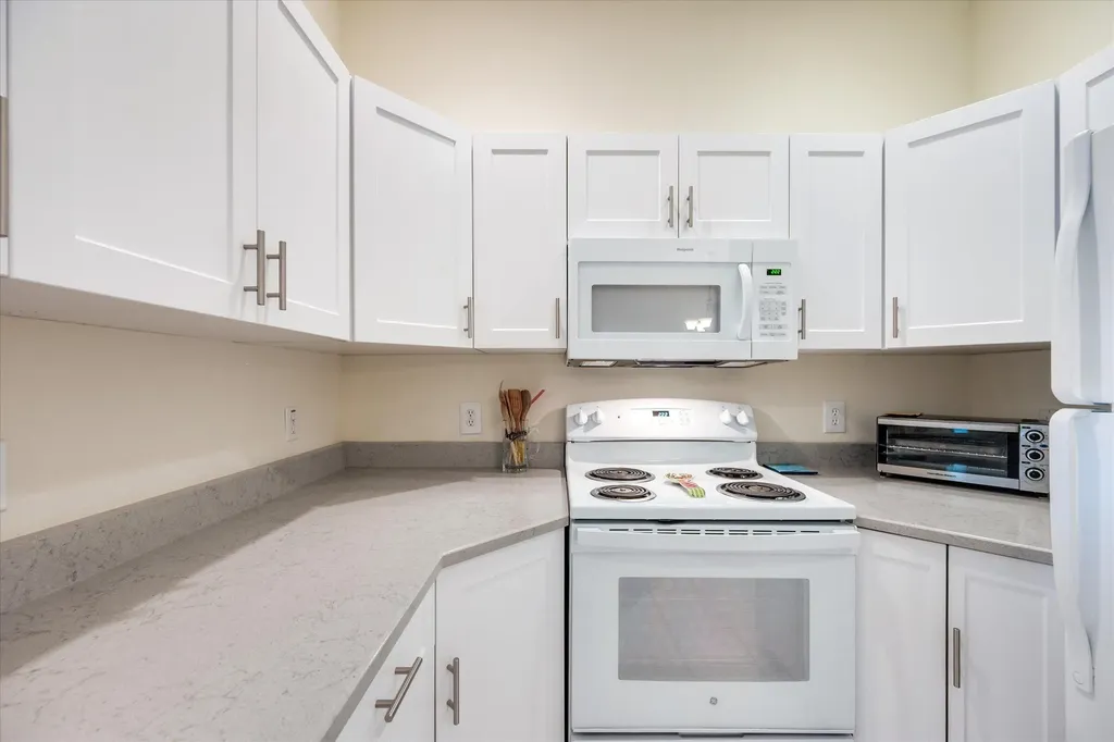 494 Tallwood Marco Island FL 34145