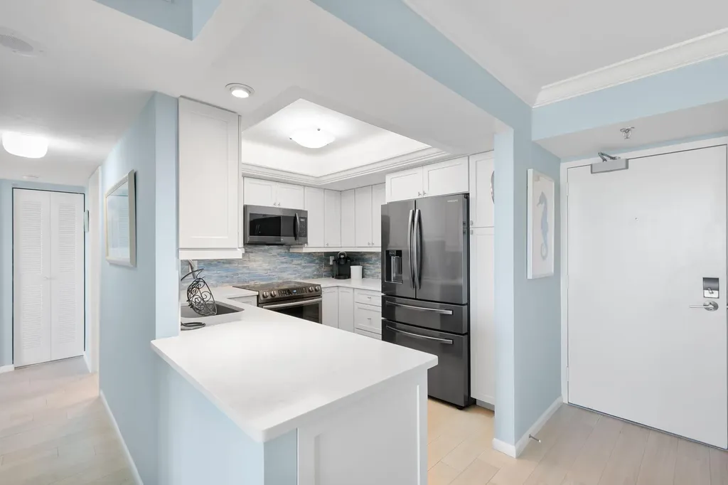 440 Seaview Court Marco Island FL 34145