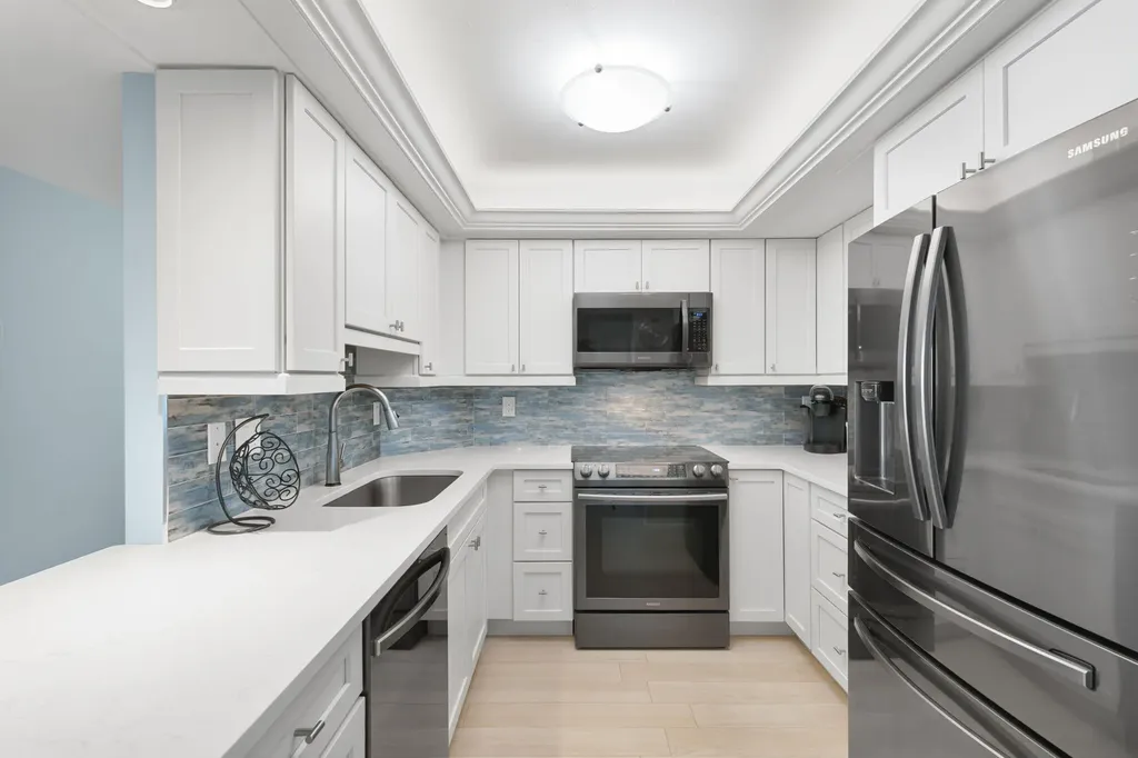 440 Seaview Court Marco Island FL 34145