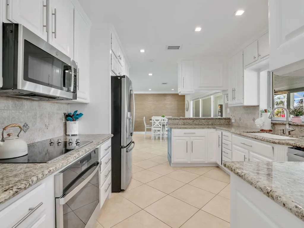 84 Gulfport Court Marco Island FL 34145