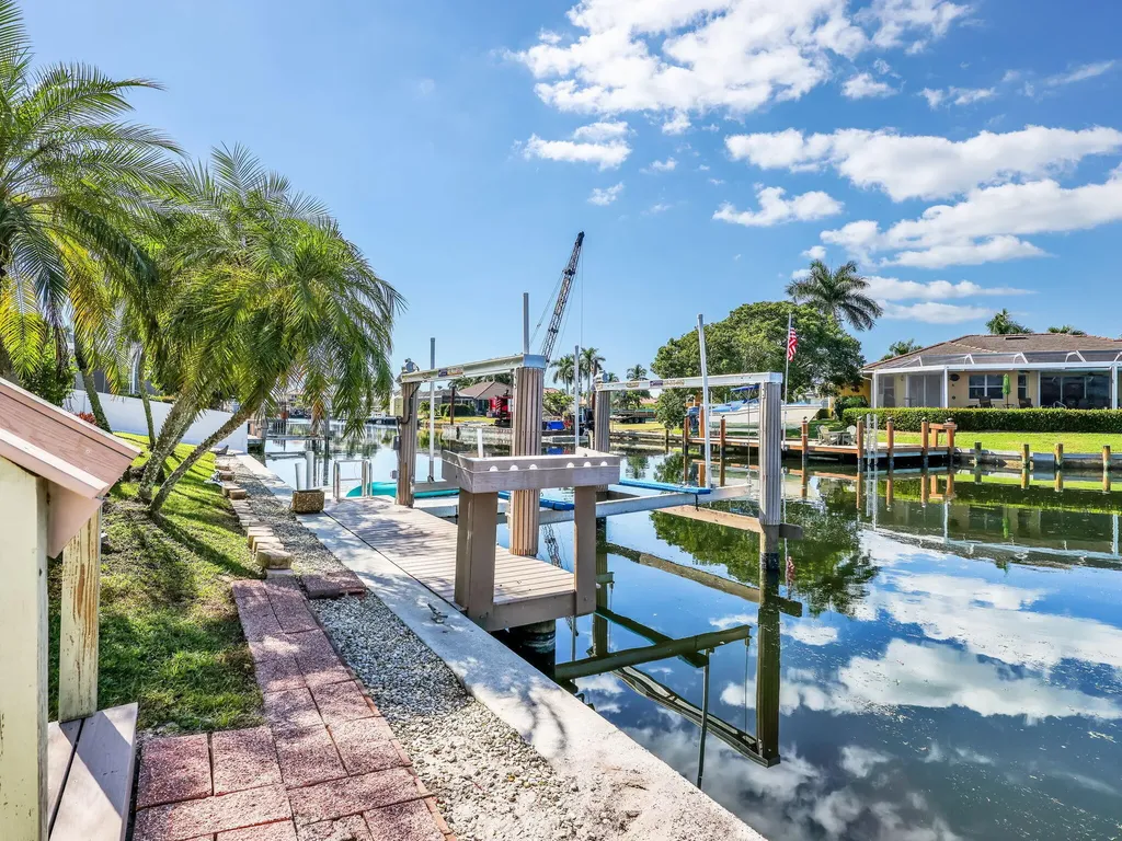 84 Gulfport Court Marco Island FL 34145