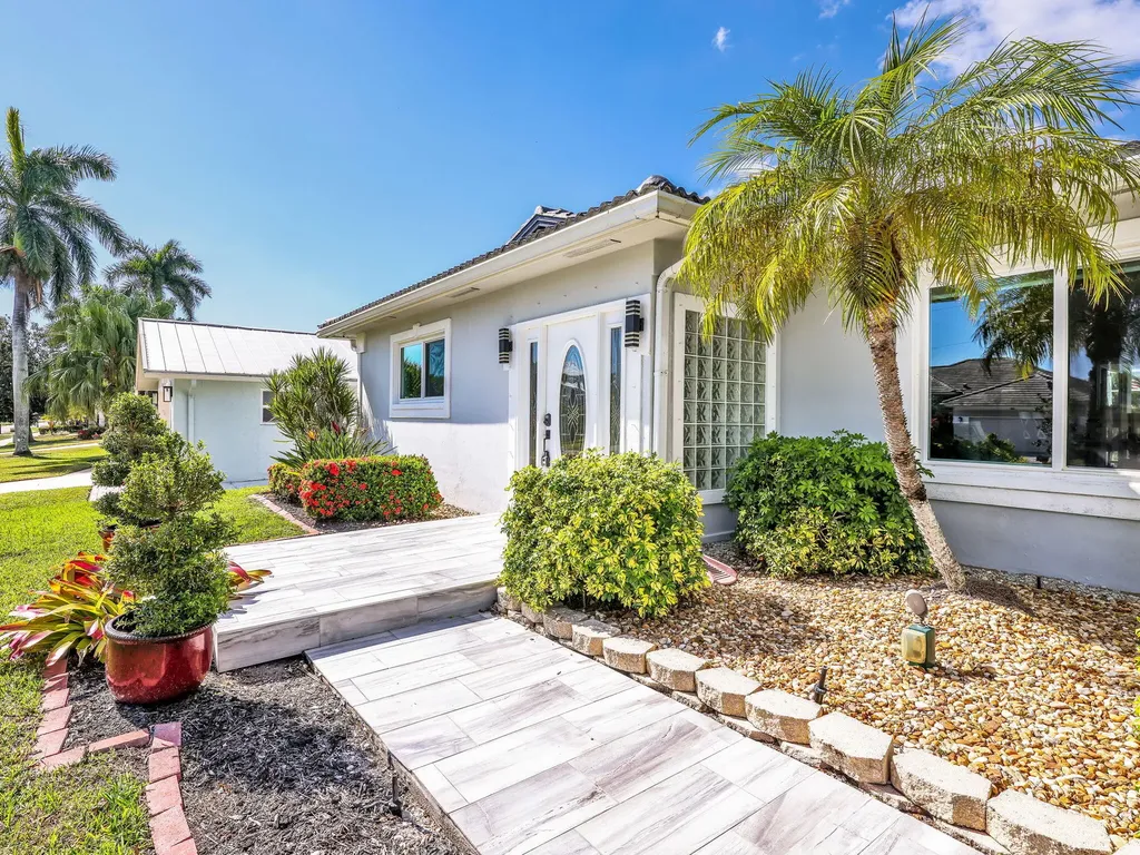 84 Gulfport Court Marco Island FL 34145