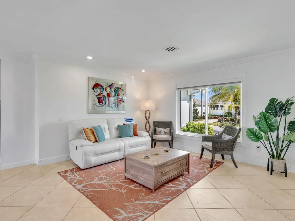 84 Gulfport Court Marco Island FL 34145