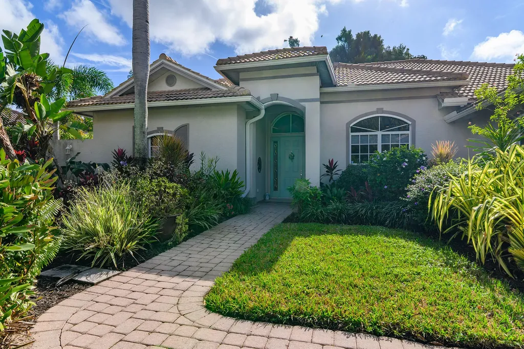 9000 Lely Island Circle Naples FL 34113