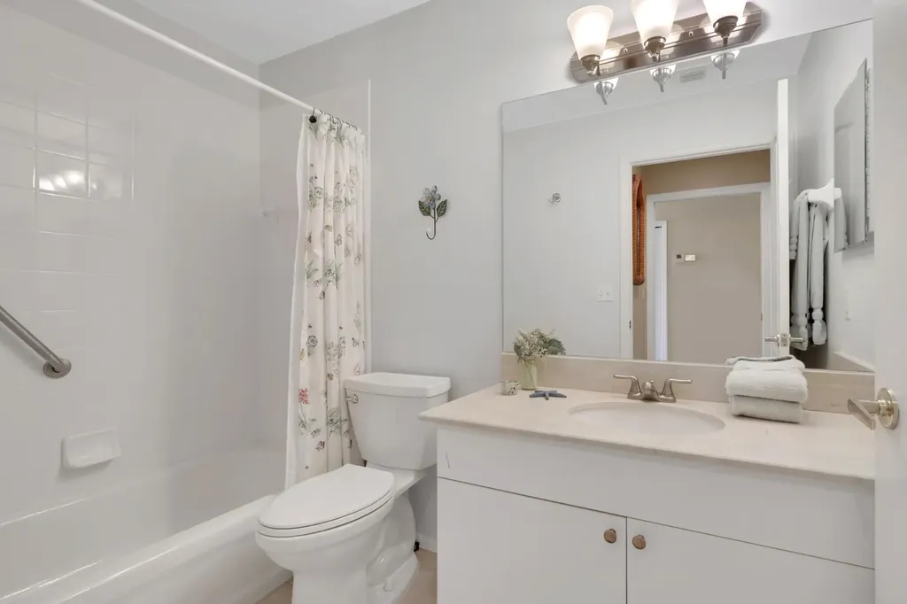 8680 Cedar Hammock Circle Naples FL 34112