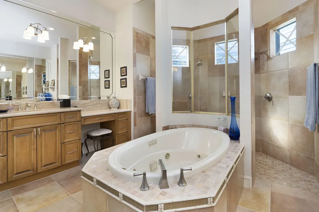 93 S Seas Marco Island FL 34145