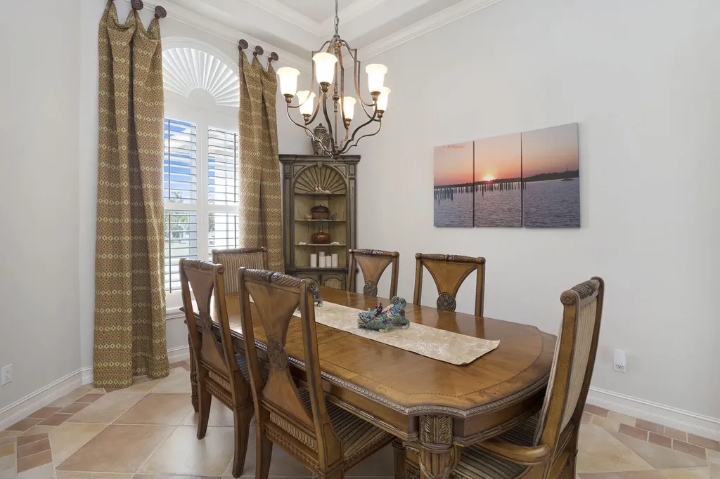 93 S Seas Marco Island FL 34145