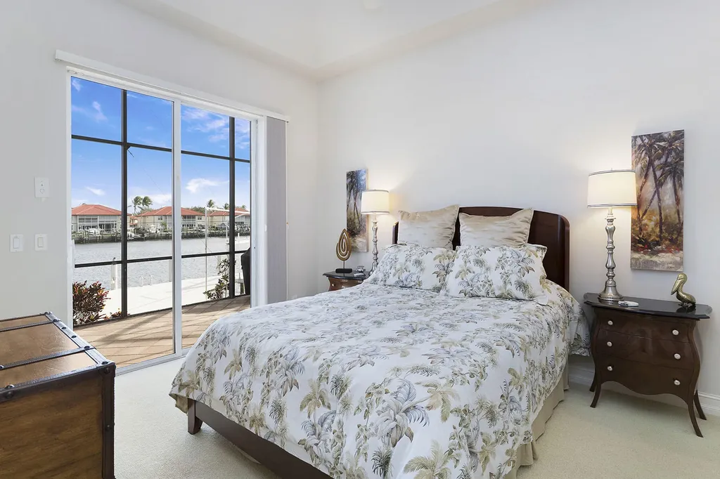 93 S Seas Marco Island FL 34145