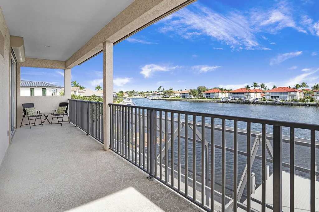 93 S Seas Marco Island FL 34145