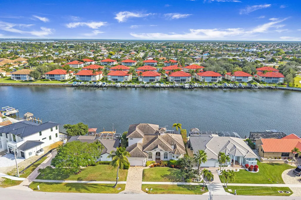 93 S Seas Marco Island FL 34145