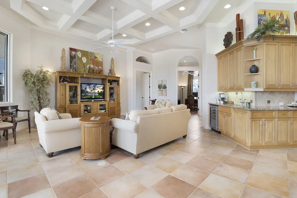 93 S Seas Marco Island FL 34145