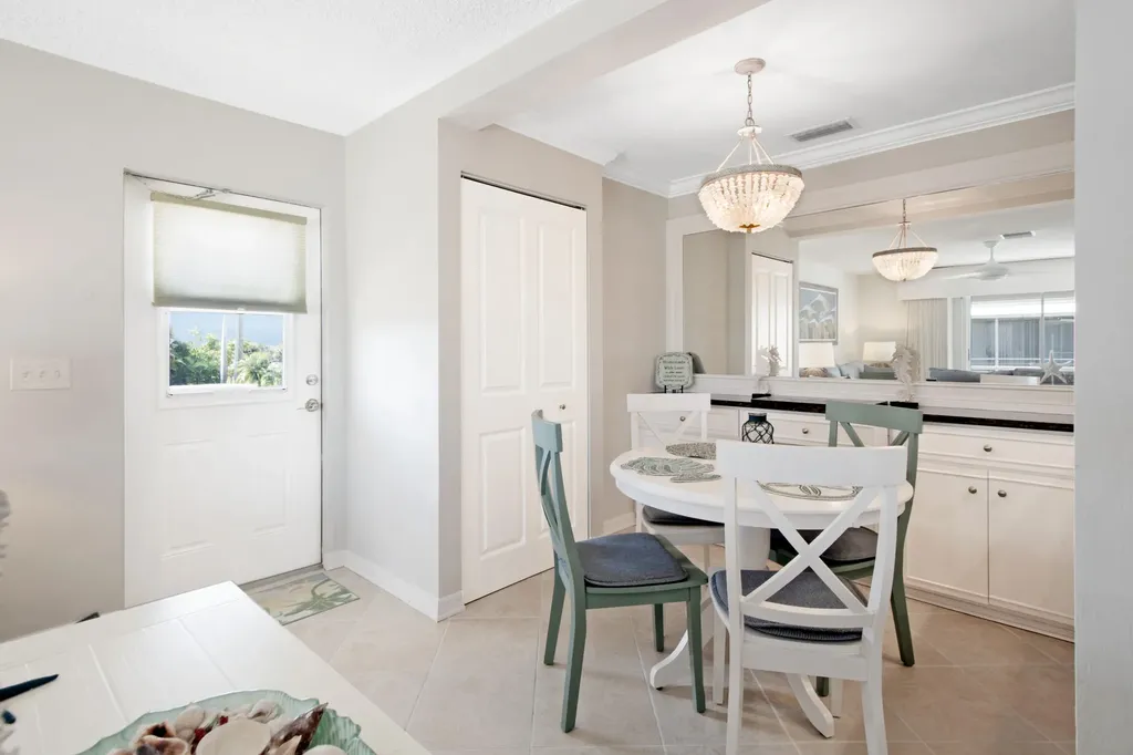 330 Kon Tiki Drive Naples FL 34113