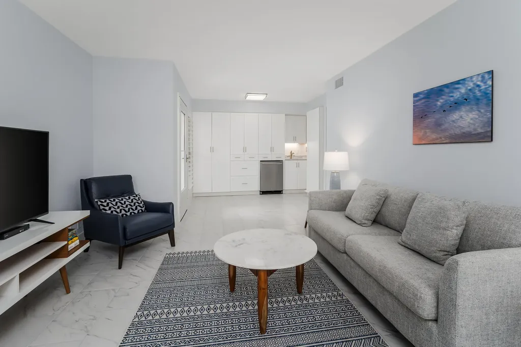 1215 Edington Marco Island FL 34145