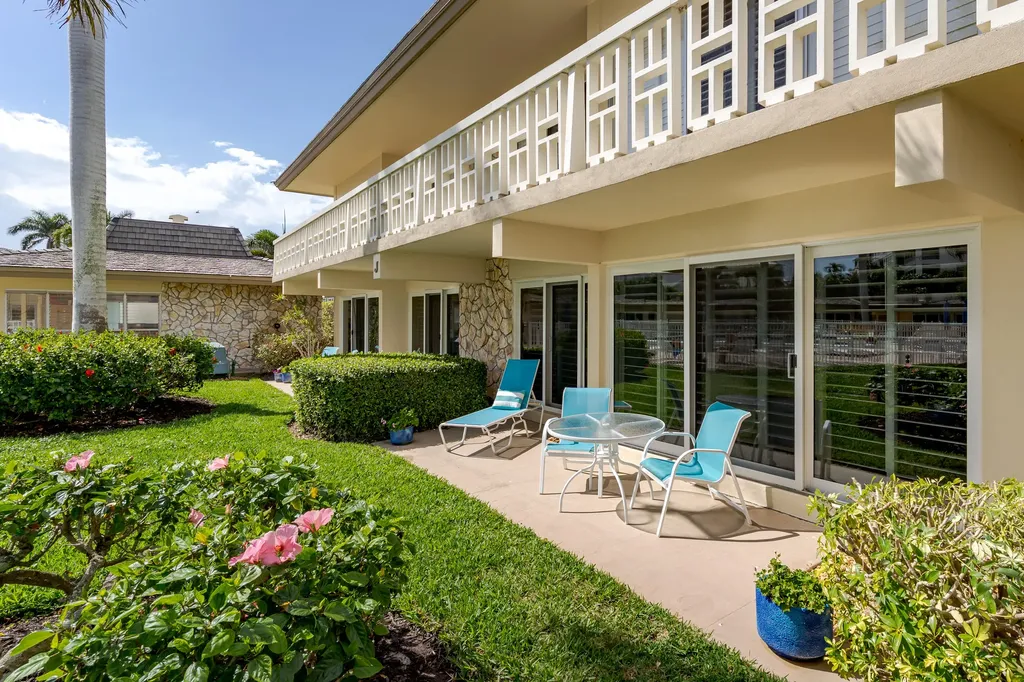 1215 Edington Marco Island FL 34145