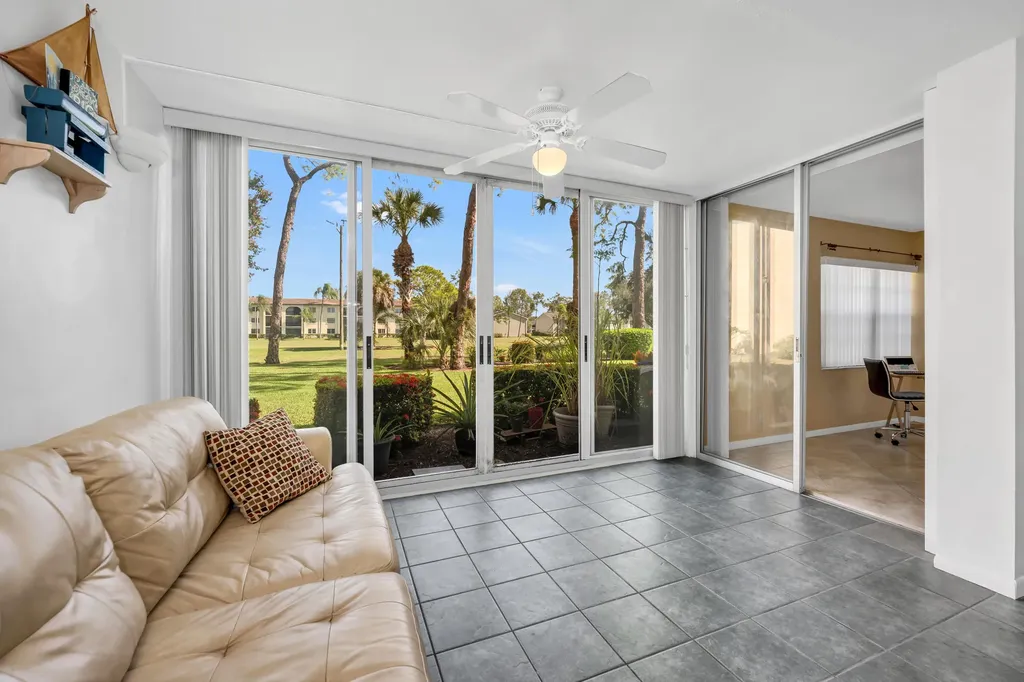 1086 Forest Lakes Drive Naples FL 34105