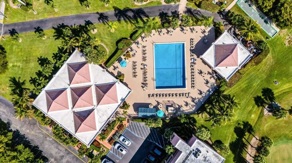 1086 Forest Lakes Drive Naples FL 34105