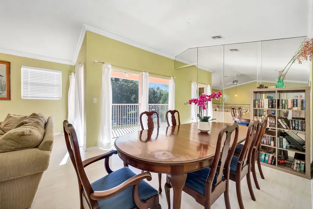 628 Woodshire Lane Naples FL 34105