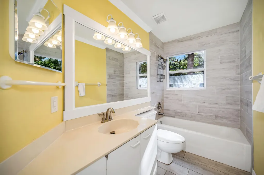 628 Woodshire Lane Naples FL 34105