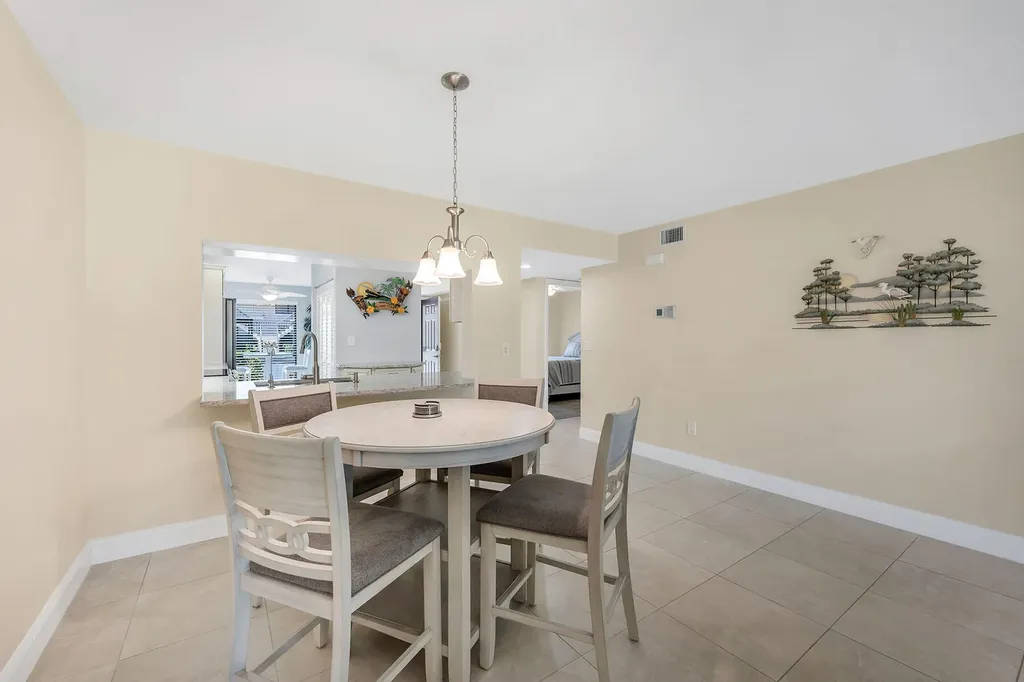 236 Pebble Beach Circle Naples FL 34113