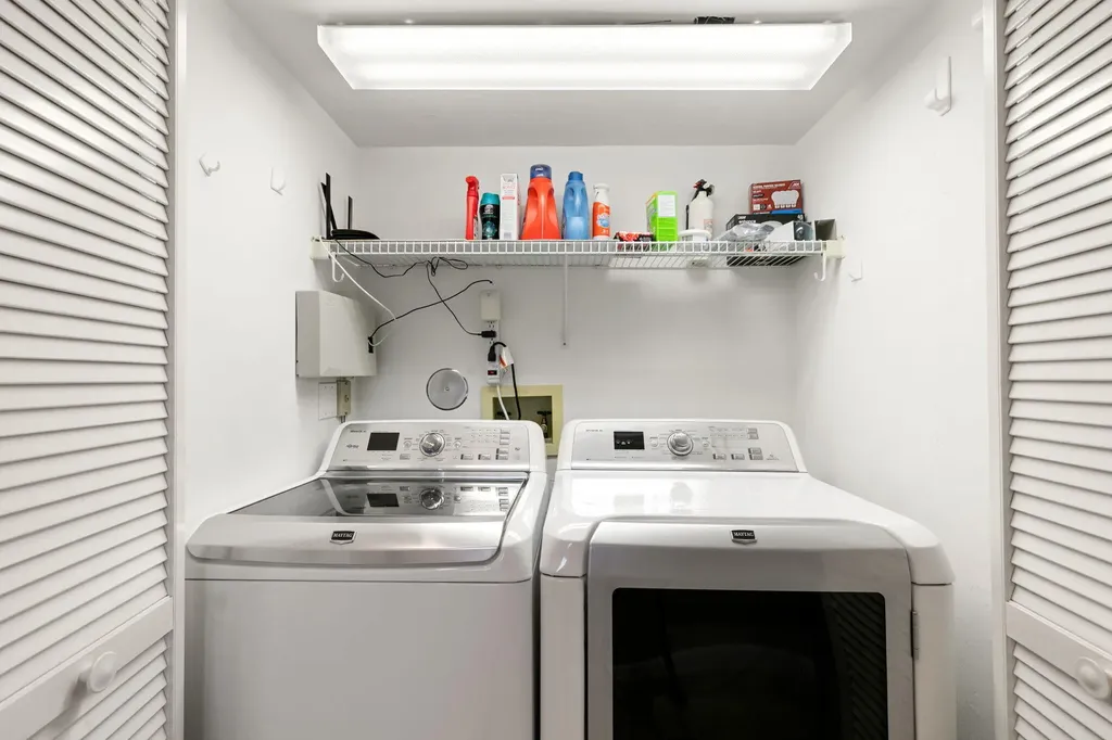 900 Collier Court Marco Island FL 34145