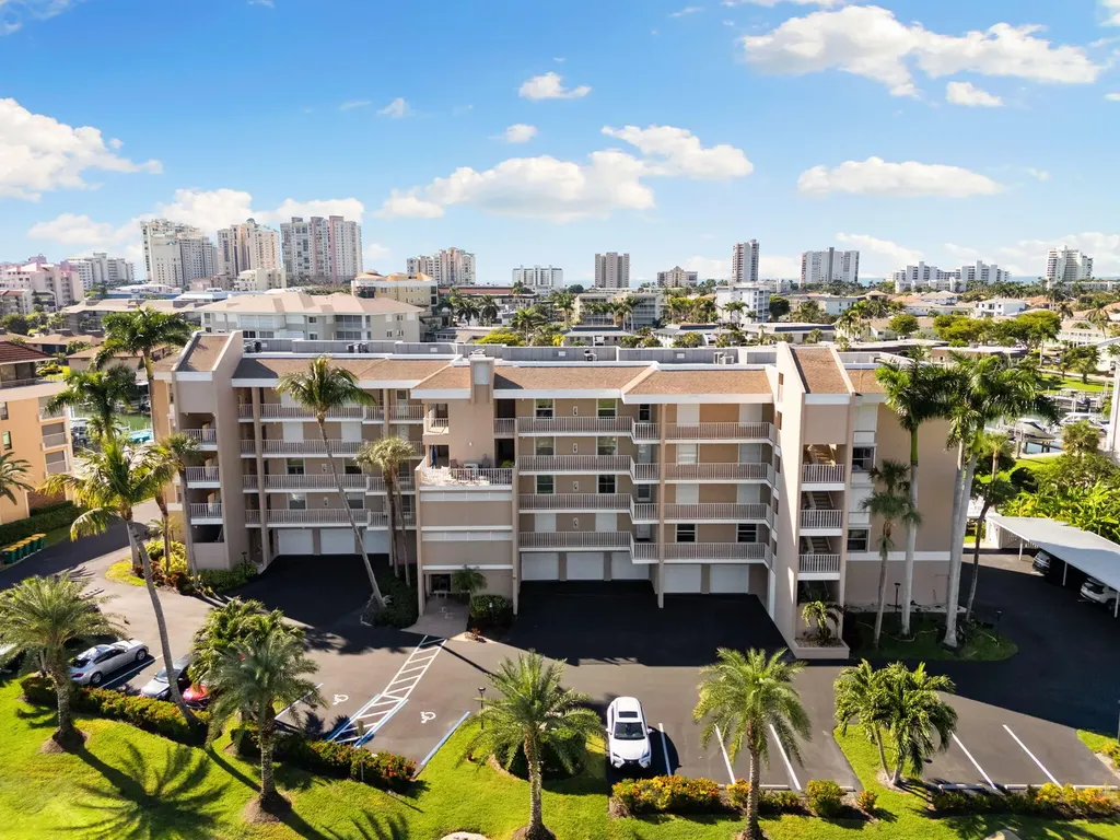 900 Collier Court Marco Island FL 34145