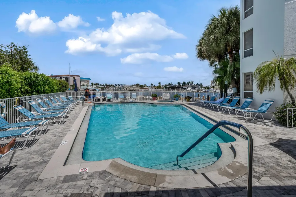 991 N Barfield Drive Marco Island FL 34145