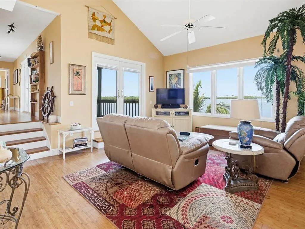 230 Harbor Place N Goodland FL 34140