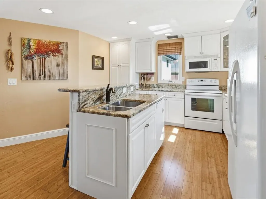 230 Harbor Place N Goodland FL 34140