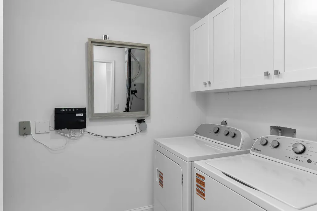 700 Saratoga Circle Naples FL 34104