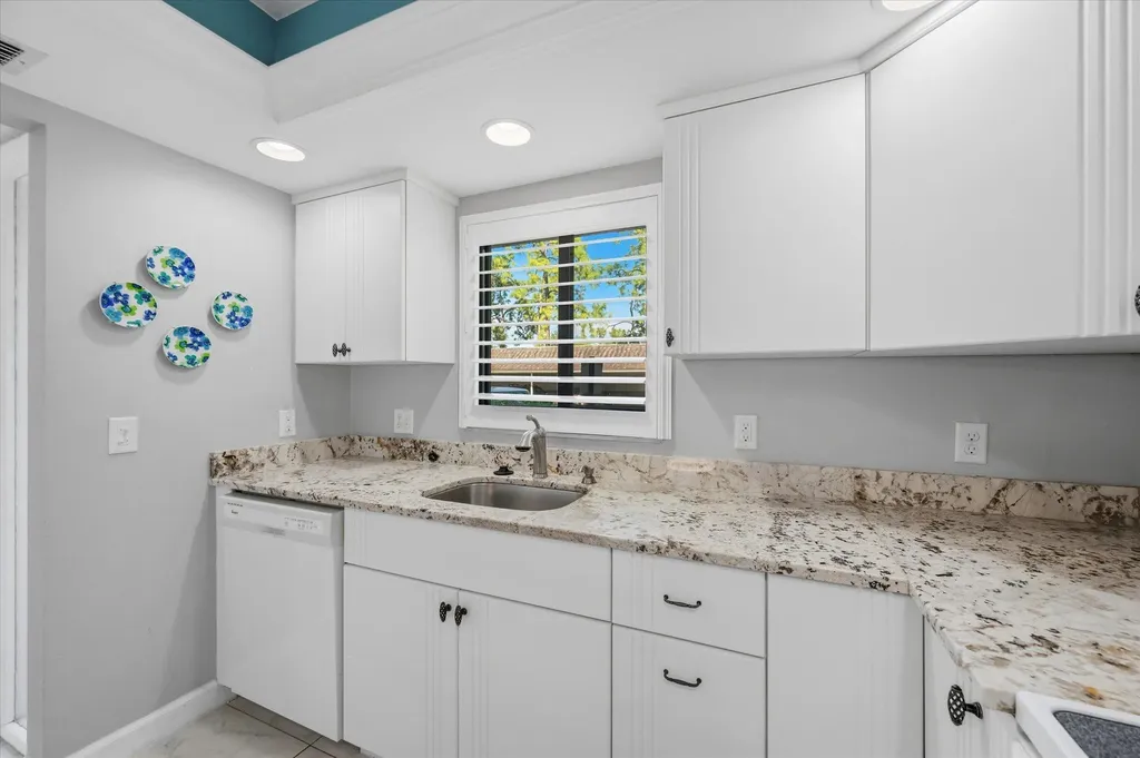 5757 Gage Lane Naples FL 34113