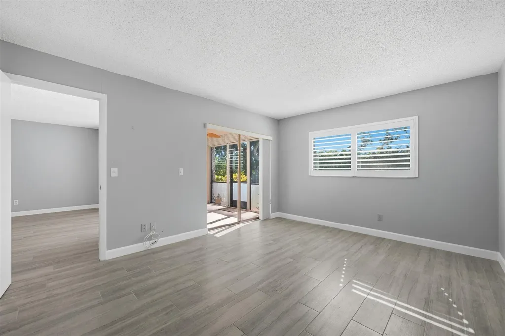 5757 Gage Lane Naples FL 34113