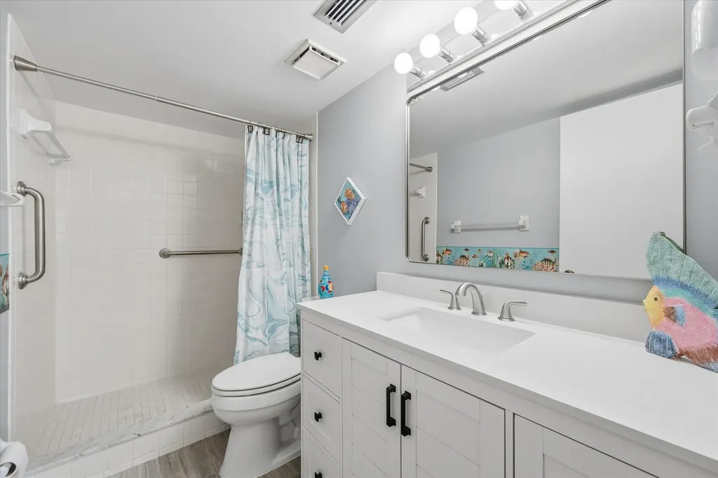 5757 Gage Lane Naples FL 34113