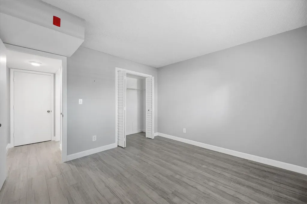 5757 Gage Lane Naples FL 34113