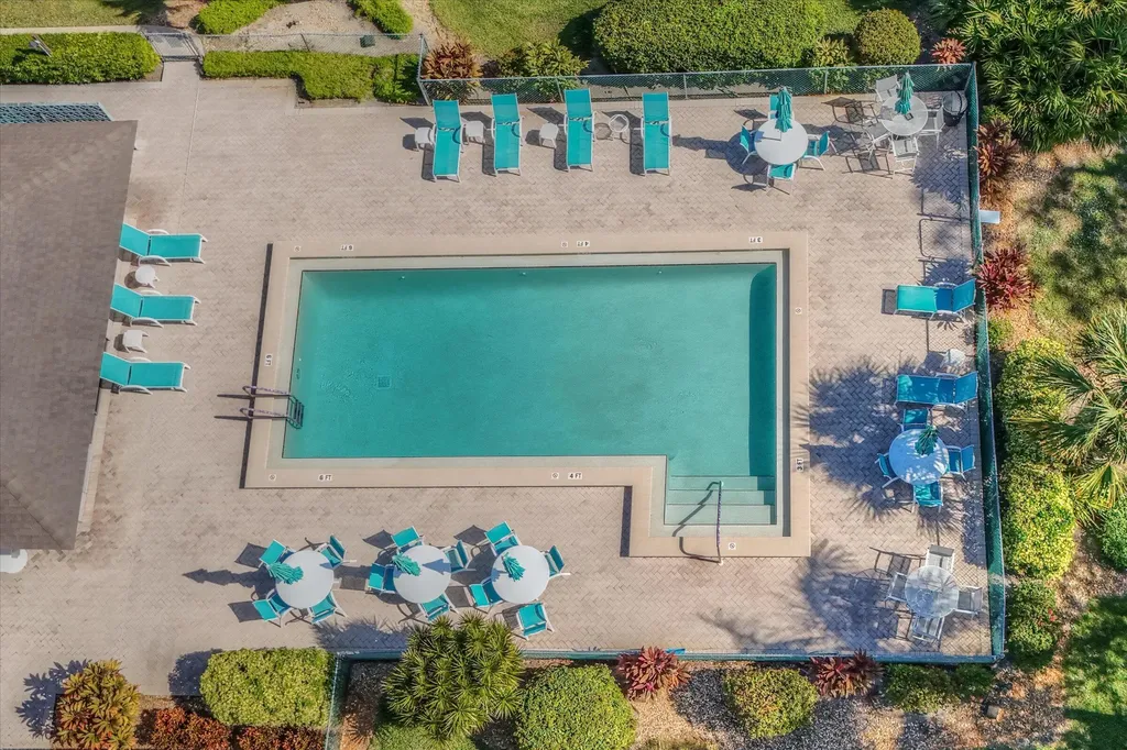 5757 Gage Lane Naples FL 34113