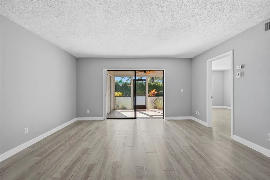 5757 Gage Lane Naples FL 34113