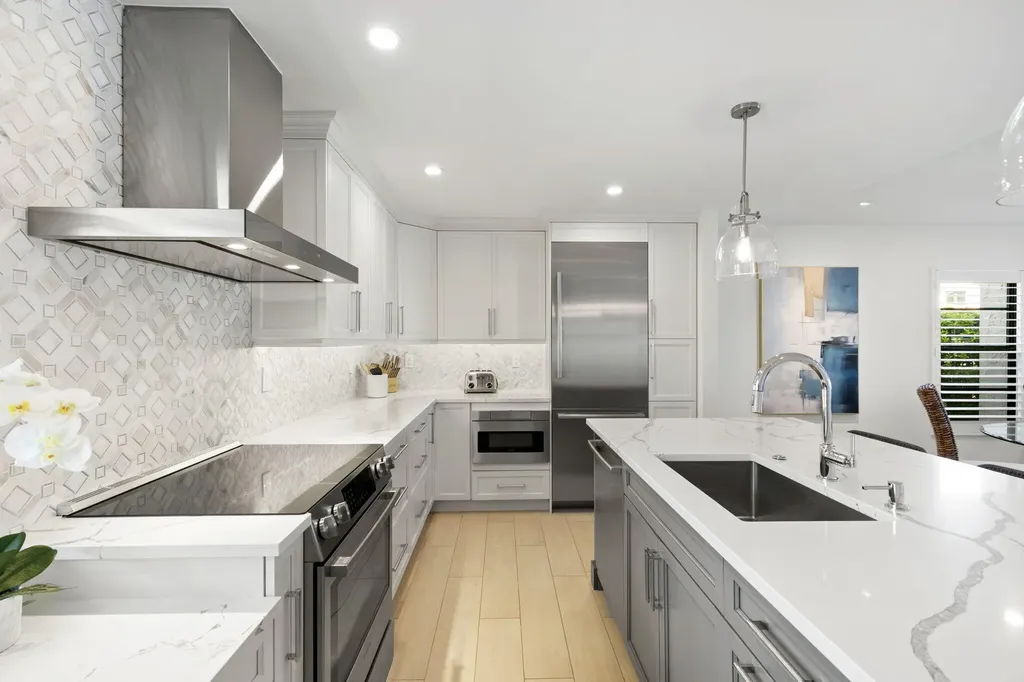 880 Huron Court Marco Island FL 34145