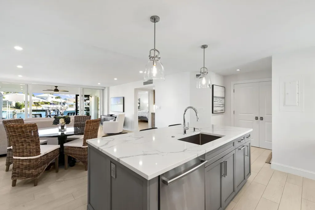 880 Huron Court Marco Island FL 34145