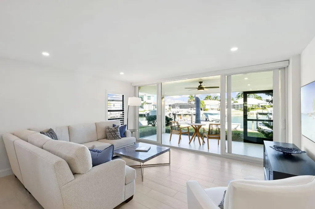 880 Huron Court Marco Island FL 34145