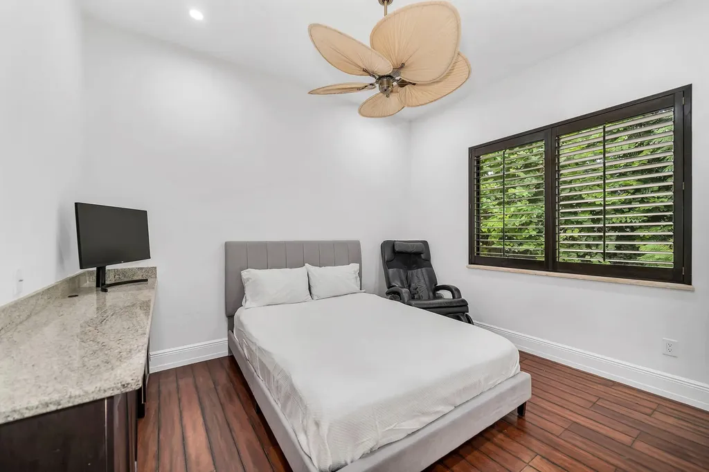 2605 64th Street SW Naples FL 34105