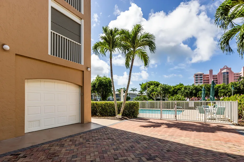 1001 S Collier Marco Island FL 34145