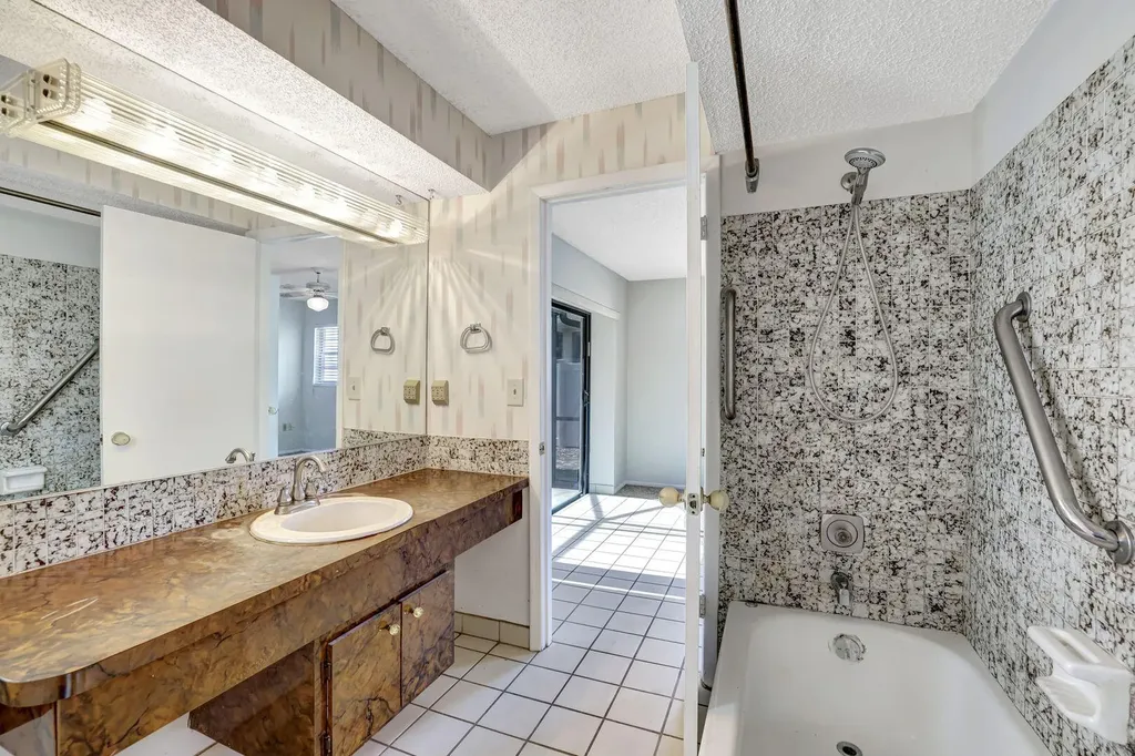 351 Columbus Way Marco Island FL 34145